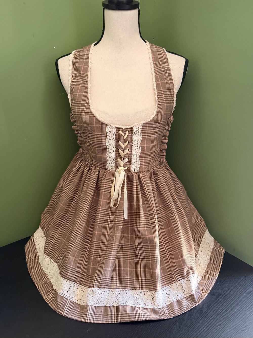 Woman’s Lolita Brown Plaid Lace-Up Corset Cosplay  Octoberfest with Lace Trim